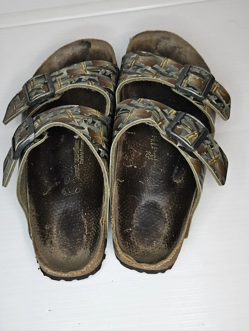 Papillio Jerry Garcia limited edition sandals Size L 8 M 6
